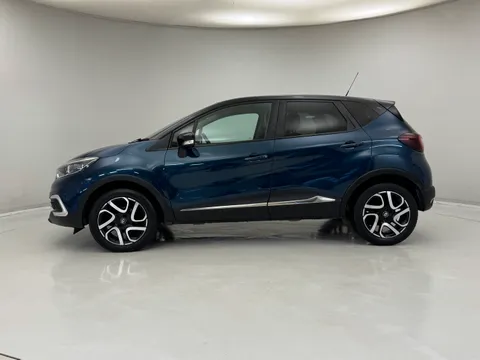 BO05CLK Renault Captur 0.9 TCE 90 Iconic 5dr Thumbnail #4