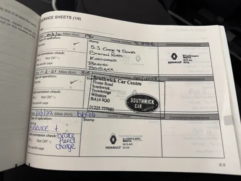 BO05CLK Renault Captur 0.9 TCE 90 Iconic 5dr Thumbnail #16