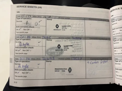 BO05CLK Renault Captur 0.9 TCE 90 Iconic 5dr Thumbnail #17