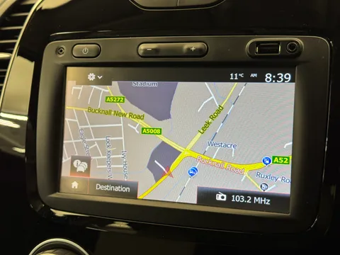 BO05CLK Renault Captur 0.9 TCE 90 Iconic 5dr Thumbnail #24