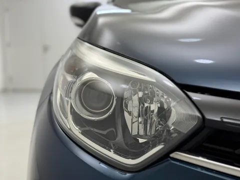 BO05CLK Renault Captur 0.9 TCE 90 Iconic 5dr Thumbnail #31