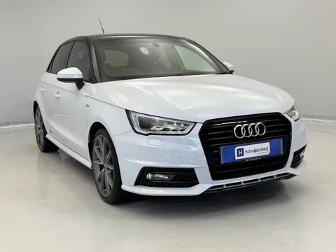 GL17UZY Audi A1 1.6 TDI Black Edition 5dr S Tronic Thumbnail #3