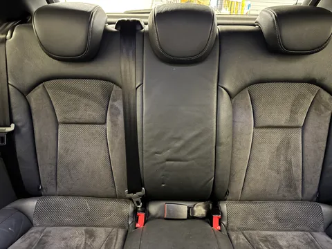 GL17UZY Audi A1 1.6 TDI Black Edition 5dr S Tronic Thumbnail #16