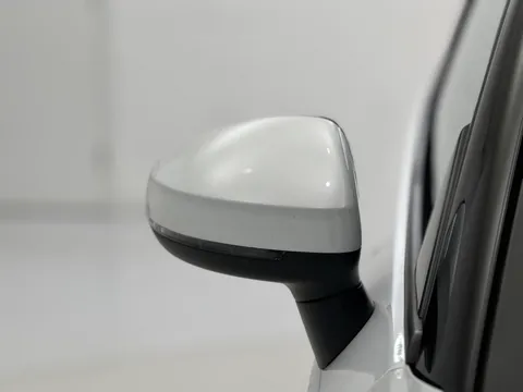 GL17UZY Audi A1 1.6 TDI Black Edition 5dr S Tronic Thumbnail #27