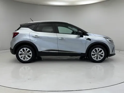 NG21HDE Renault Captur 1.3 TCE 140 Iconic 5dr Thumbnail #5