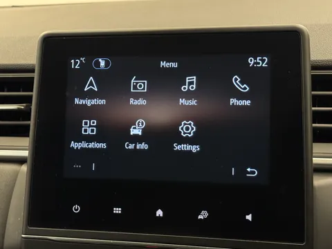 NG21HDE Renault Captur 1.3 TCE 140 Iconic 5dr Thumbnail #22