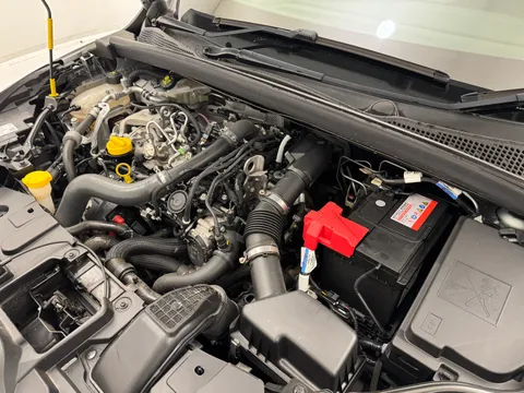 NG21HDE Renault Captur 1.3 TCE 140 Iconic 5dr Thumbnail #27