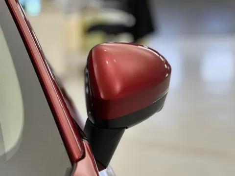 DL72BHD Nissan Qashqai 1.3 DiG-T MH 158 N-Connecta 5dr 4WD Xtronic Thumbnail #30