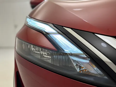 DL72BHD Nissan Qashqai 1.3 DiG-T MH 158 N-Connecta 5dr 4WD Xtronic Thumbnail #31