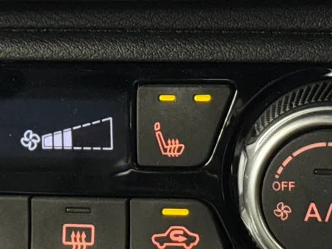 OE73ENU Nissan Juke 1.0 DiG-T 114 Tekna 5dr Thumbnail #27