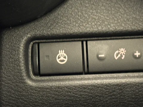 OE73ENU Nissan Juke 1.0 DiG-T 114 Tekna 5dr Thumbnail #29