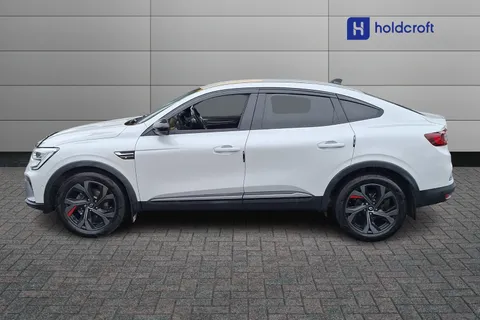 6 of 40 for Renault ARKANA 1.6 E-TECH Hybrid 145 R.S. Line 5dr Auto