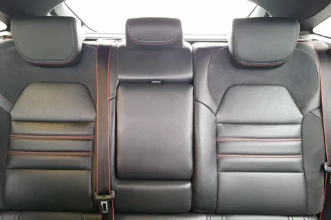 10 of 40 for Renault ARKANA 1.6 E-TECH Hybrid 145 R.S. Line 5dr Auto