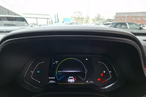 11 of 40 for Renault ARKANA 1.6 E-TECH Hybrid 145 R.S. Line 5dr Auto