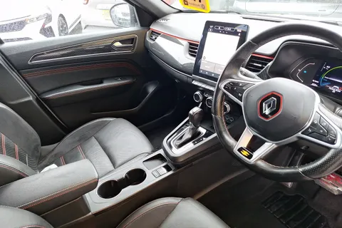 12 of 40 for Renault ARKANA 1.6 E-TECH Hybrid 145 R.S. Line 5dr Auto