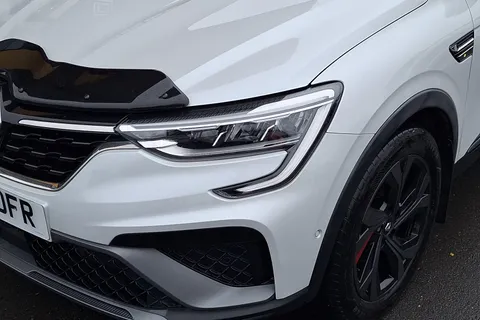 14 of 40 for Renault ARKANA 1.6 E-TECH Hybrid 145 R.S. Line 5dr Auto