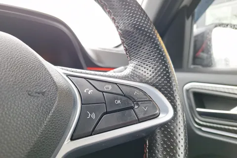 34 of 40 for Renault ARKANA 1.6 E-TECH Hybrid 145 R.S. Line 5dr Auto