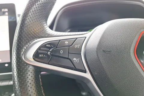 35 of 40 for Renault ARKANA 1.6 E-TECH Hybrid 145 R.S. Line 5dr Auto