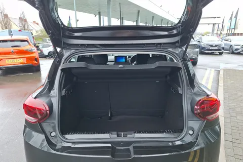 BD21MXE Dacia Sandero 1.0 TCe Comfort 5dr CVT Thumbnail #34