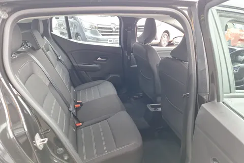 BD21MXE Dacia Sandero 1.0 TCe Comfort 5dr CVT Thumbnail #29