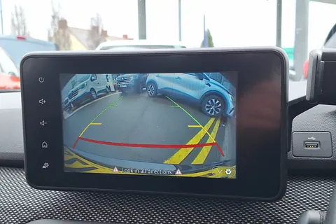 BD21MXE Dacia Sandero 1.0 TCe Comfort 5dr CVT Thumbnail #38