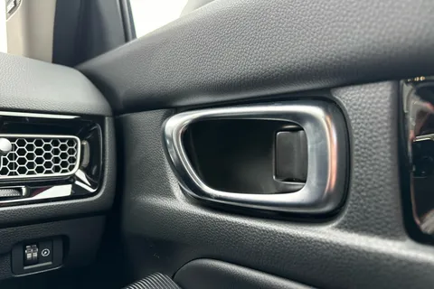 MV24UBE Honda Civic 2.0 eHEV Advance 5dr CVT Thumbnail #38