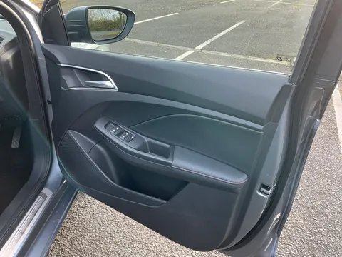 DF24WXG Mg Motor Uk Mg3 1.5 Hybrid Trophy 5dr Auto Thumbnail #20