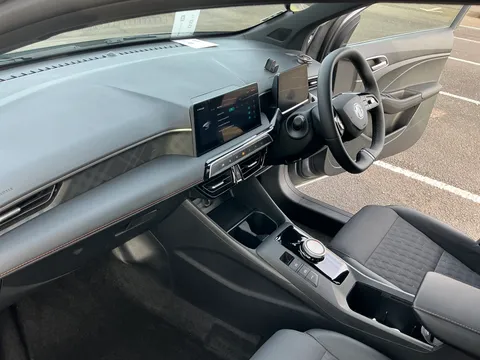 DF24WXG Mg Motor Uk Mg3 1.5 Hybrid Trophy 5dr Auto Thumbnail #48