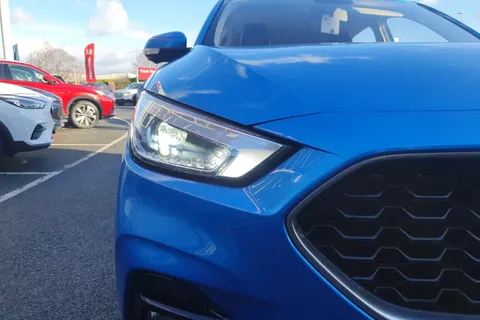 DA22HNE Mg Motor Uk Zs 1.5 VTi-TECH Exclusive 5dr Thumbnail #24