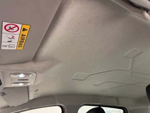 BK22UKJ Renault Zoe 100kW GT Edition R135 50kWh Rapid Charge 5dr Auto Thumbnail #14