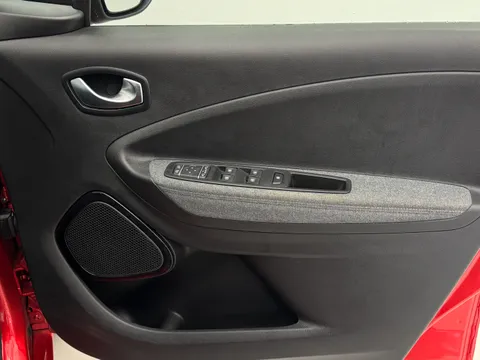BK22UKJ Renault Zoe 100kW GT Edition R135 50kWh Rapid Charge 5dr Auto Thumbnail #18