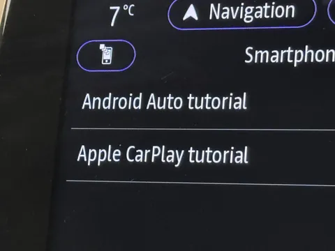 BK22UKJ Renault Zoe 100kW GT Edition R135 50kWh Rapid Charge 5dr Auto Thumbnail #26