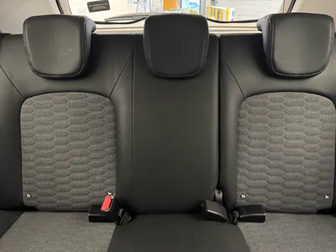 LV71NVS Renault Zoe 100kW GT Line R135 50kWh Rapid Charge 5dr Auto Thumbnail #15