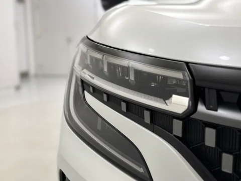 WG73SRO Renault Austral E-Tech FHEV Iconic Esprit Alpine 5dr Auto 4C Thumbnail #35