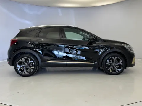 YY73UOH Renault Captur 1.6 E-Tech Plug-in hybrid 160 Engineered 5dr Auto Thumbnail #5