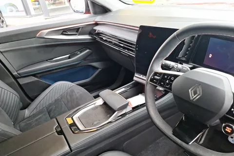 BJ25ZYC Renault Rafale E-Tech FHEV Techno Esprit Alpine 5dr Auto 4C Thumbnail #13