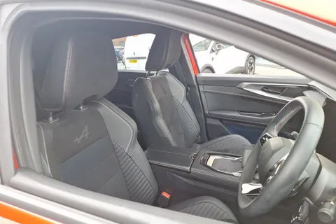 BJ25ZYC Renault Rafale E-Tech FHEV Techno Esprit Alpine 5dr Auto 4C Thumbnail #36