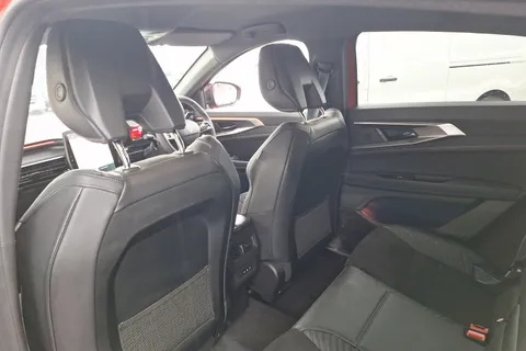 BJ25ZYC Renault Rafale E-Tech FHEV Techno Esprit Alpine 5dr Auto 4C Thumbnail #32