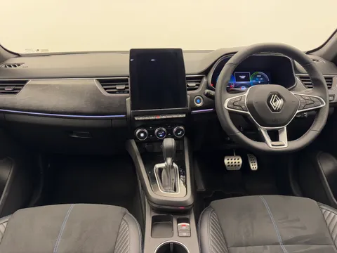 LY24HNV Renault ARKANA 1.6 E-Tech FHEV 145 Esprit Alpine 5dr Auto Thumbnail #9