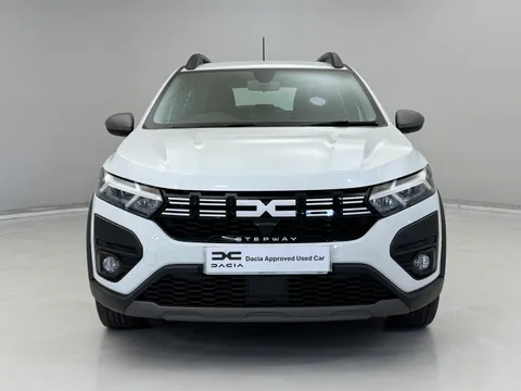 DL23WVM Dacia Sandero Stepway 1.0 TCe Journey 5dr Thumbnail #2