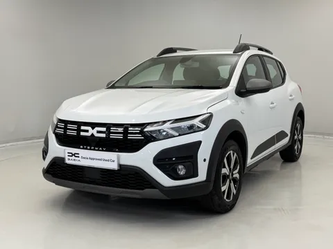 DL23WVM Dacia Sandero Stepway 1.0 TCe Journey 5dr Thumbnail #3