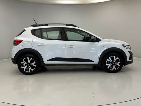 DL23WVM Dacia Sandero Stepway 1.0 TCe Journey 5dr Thumbnail #5