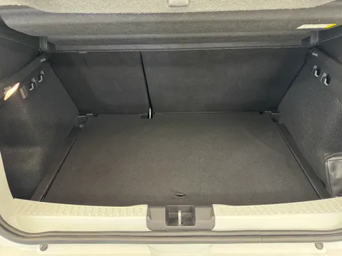 DL23WVM Dacia Sandero Stepway 1.0 TCe Journey 5dr Thumbnail #10