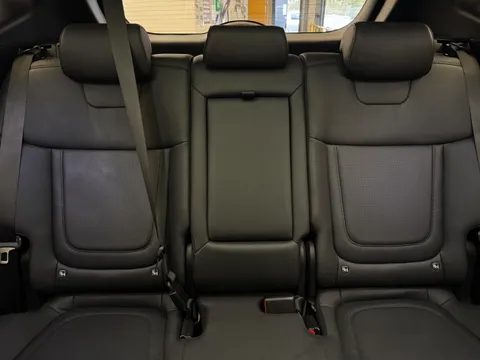 DP72HJU Hyundai Tucson 1.6 TGDi Hybrid 230 Ultimate 5dr 2WD Auto Thumbnail #18