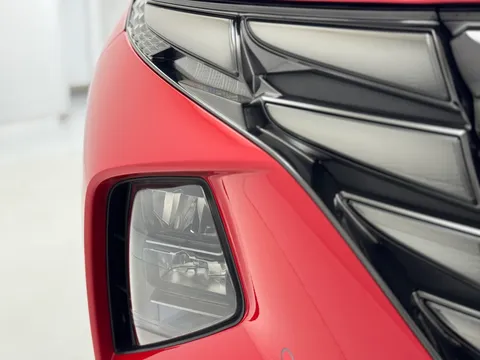DP72HJU Hyundai Tucson 1.6 TGDi Hybrid 230 Ultimate 5dr 2WD Auto Thumbnail #35