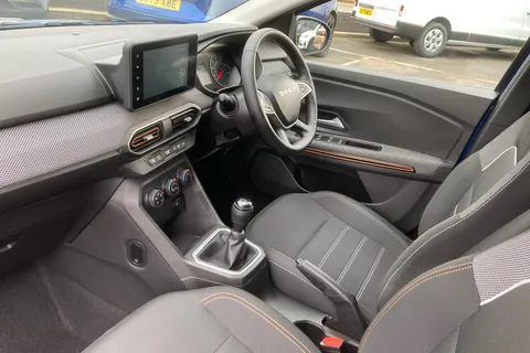 BJ23WLC Dacia Sandero Stepway 1.0 TCe Expression 5dr Thumbnail #4