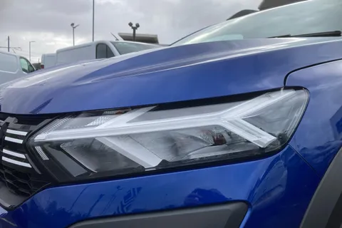 BJ23WLC Dacia Sandero Stepway 1.0 TCe Expression 5dr Thumbnail #32