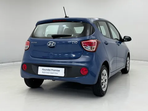 7 of 33 for HYUNDAI I10 1.2 SE 5dr