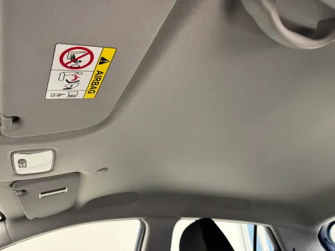 14 of 33 for HYUNDAI I10 1.2 SE 5dr