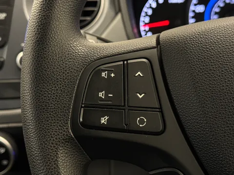 20 of 33 for HYUNDAI I10 1.2 SE 5dr